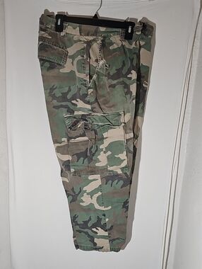 Men's Camouflage Cargo Pants - Green Camo Utility Style